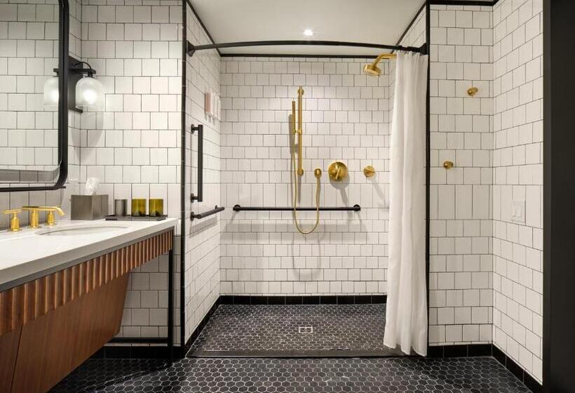 سوئیت برای معلولان, 21c Museum Hotel St Louis