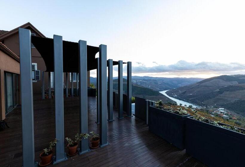 اتاق لوکس, Dorigem Rooms