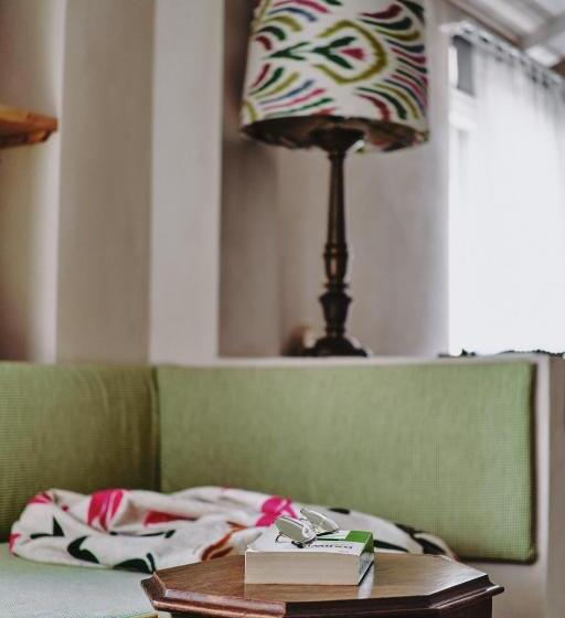اتاق استاندارد چهار تخته, Monna Terra B&b