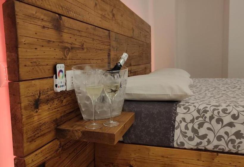 سوئیت با وان آب گرم, B&b Santa Rita Corato