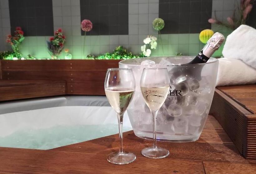 سوئیت با وان آب گرم, B&b Santa Rita Corato