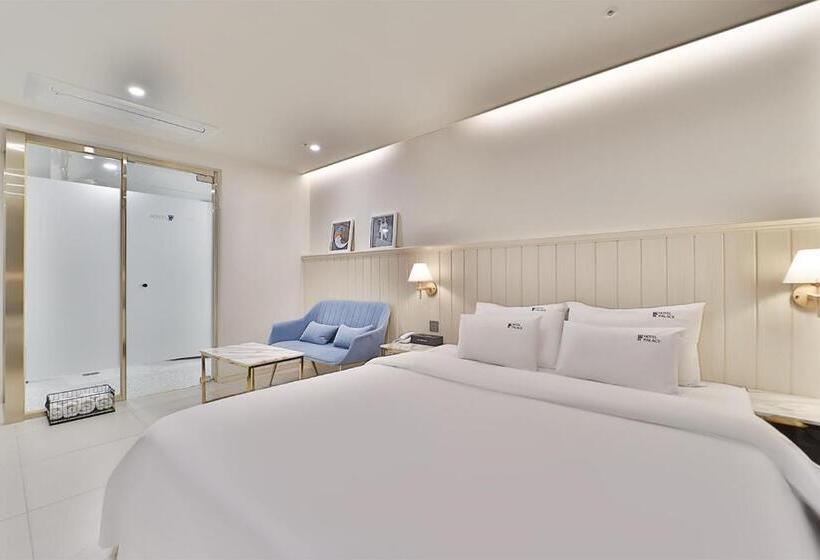 اتاق استاندارد با وان آب گرم, Palace Gyeongju