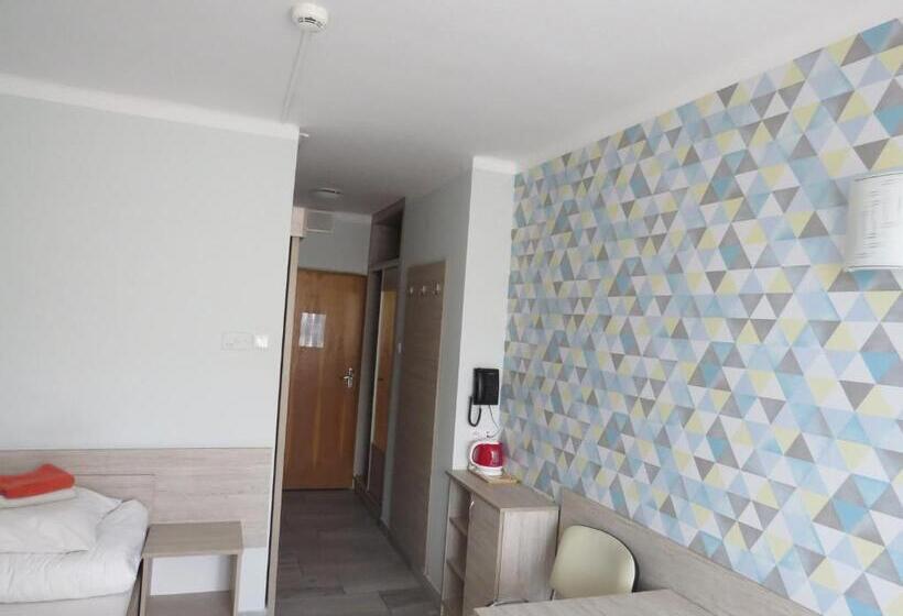 اتاق استاندارد با بالکن, Sp Zoz Sanatorium Uzdrowiskowe Mswia W Krynicy Zdroju