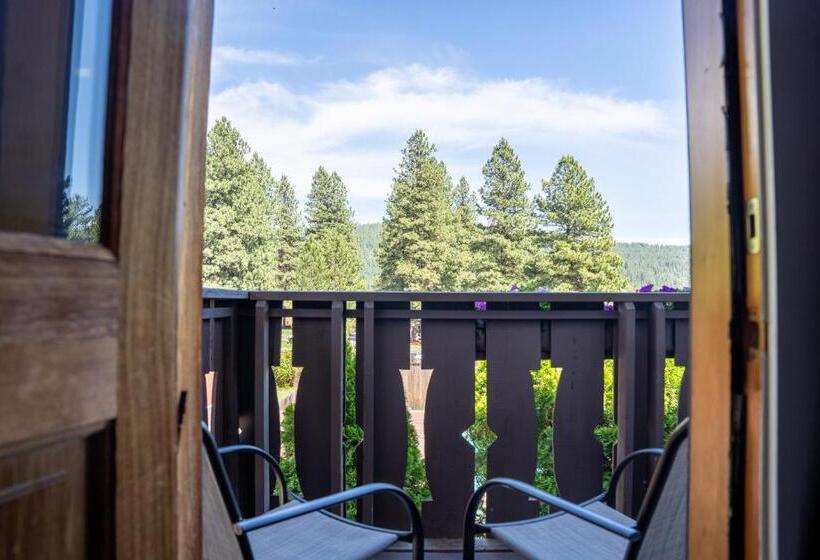 اتاق لوکس با تخت بزرگ, Blue Elk Inn