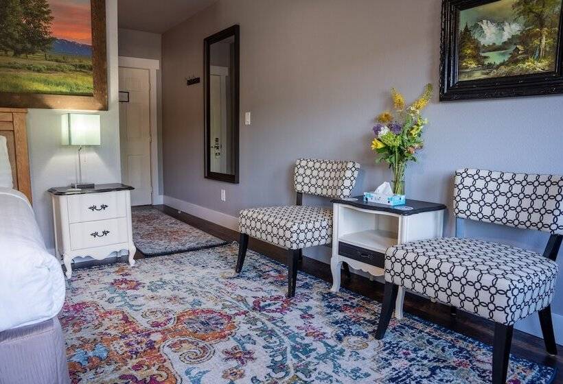 اتاق لوکس با تخت بزرگ, Blue Elk Inn