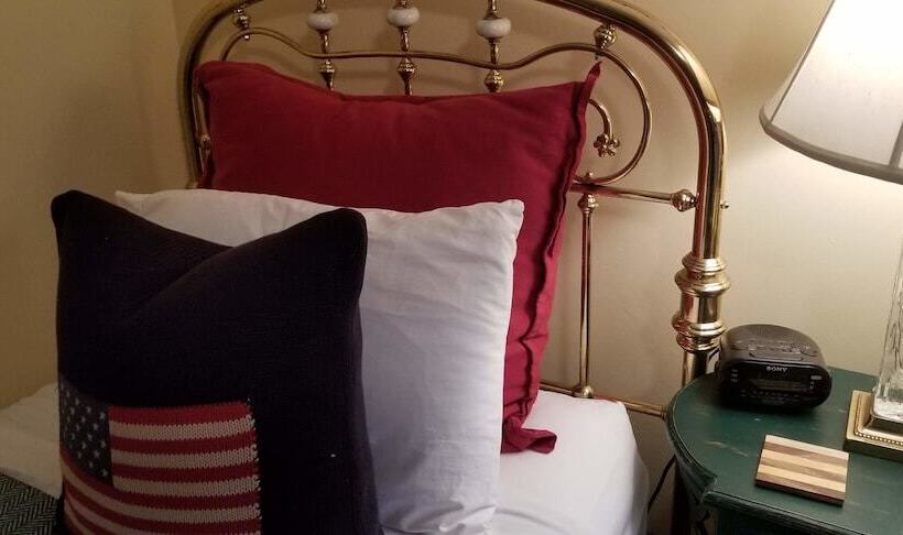 Chambre Basic, Inn At Clearwater Pond