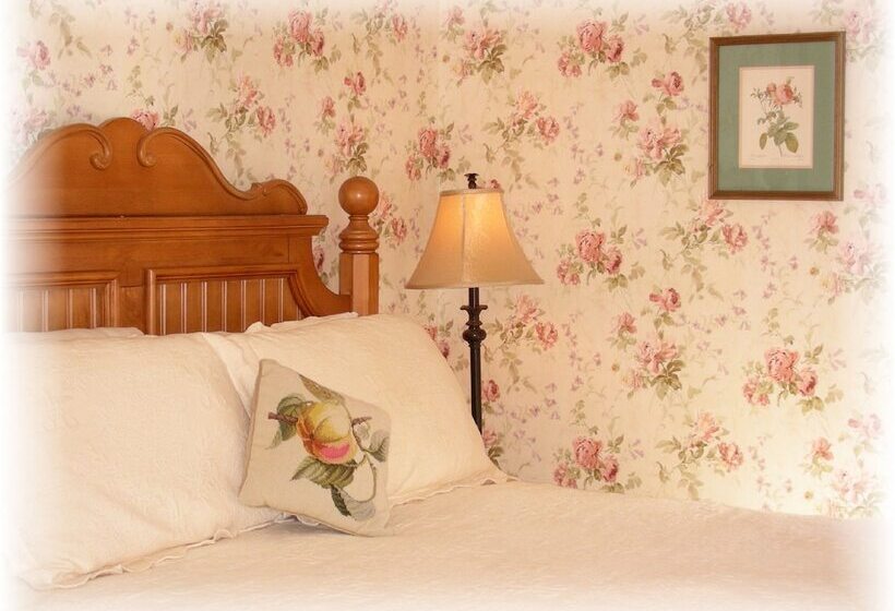 غرفة كلاسيكية سرير مزدوج, The Maples At Warner