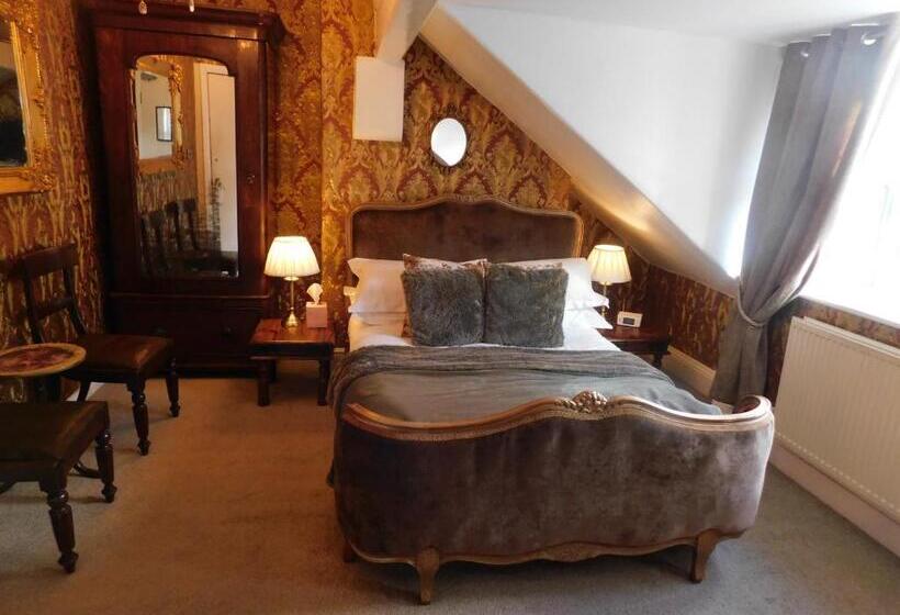 اتاق استاندارد, The Old Registry Guest House
