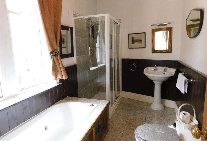 اتاق سوپریور, The Old Registry Guest House