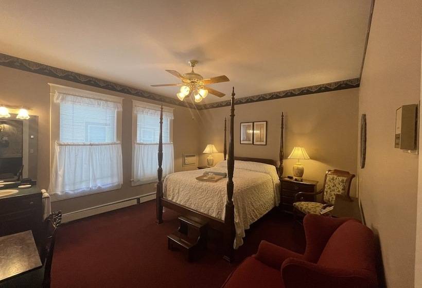 Standard Room, China Clipper Inn  Bed And Breakfast  Adults Only