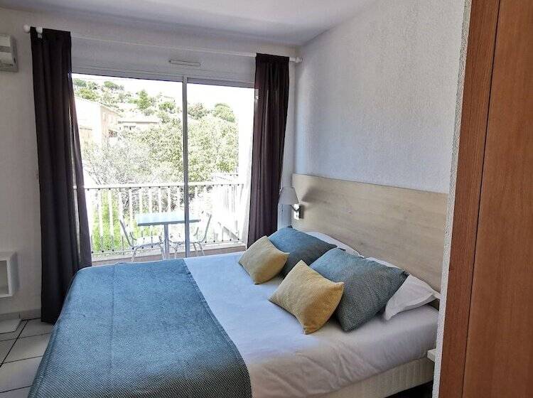 استودیوی استاندارد, Residence Saint Michel