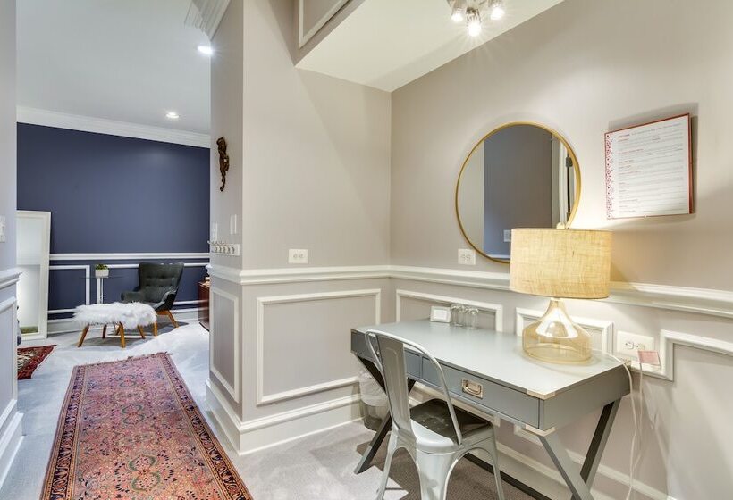 اتاق لوکس, Ruby Room