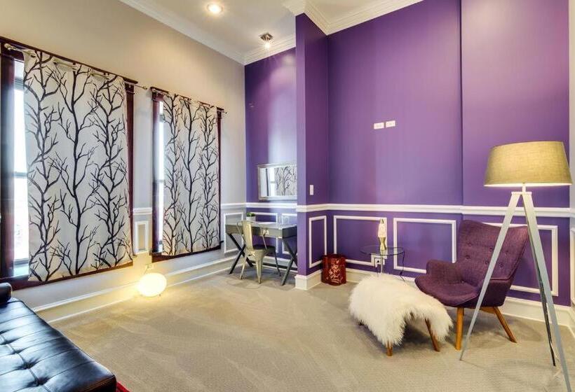 اتاق لوکس, Ruby Room