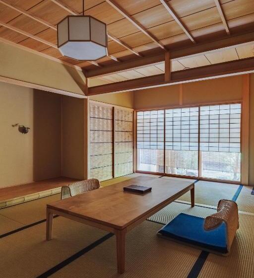 Habitación Cuádruple Premium, Ryokan Motonago