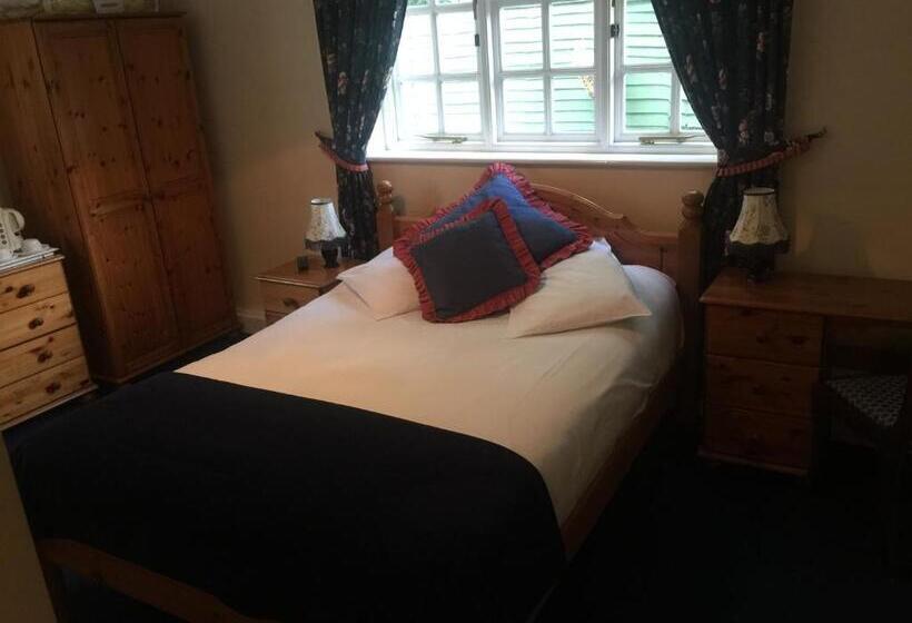 Standard Room, The Winchfield Inn