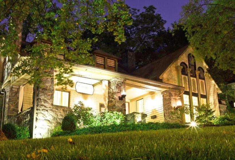 اتاق لوکس, Stonehurst Place Bed & Breakfast