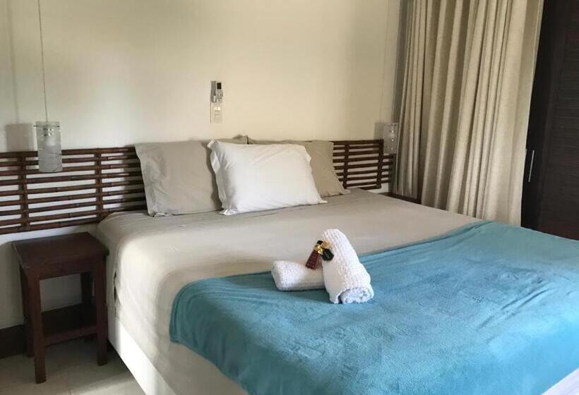 اتاق لوکس با تخت بزرگ, Casa Thai