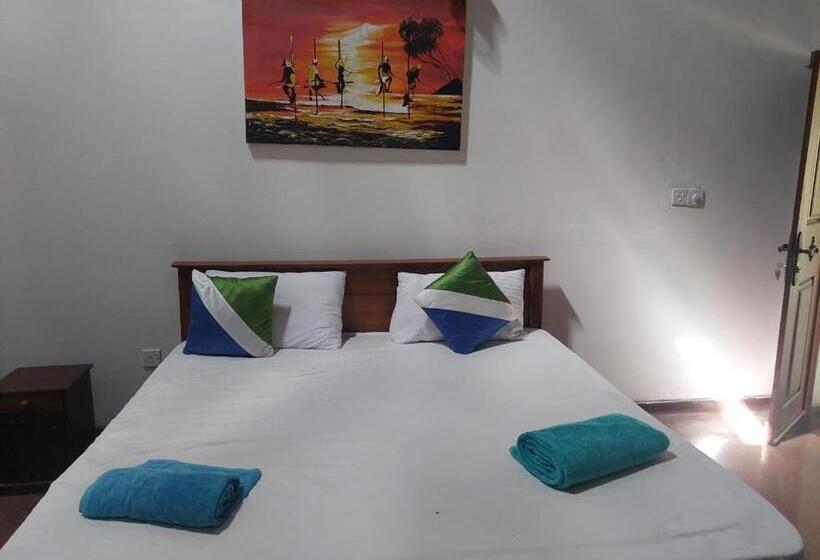 اتاق لوکس, Green Light Holiday Village
