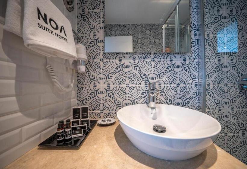 آپارتمان 1 خوابه با چشم‌انداز استخر, Noa Suite Hotel   Adults Only