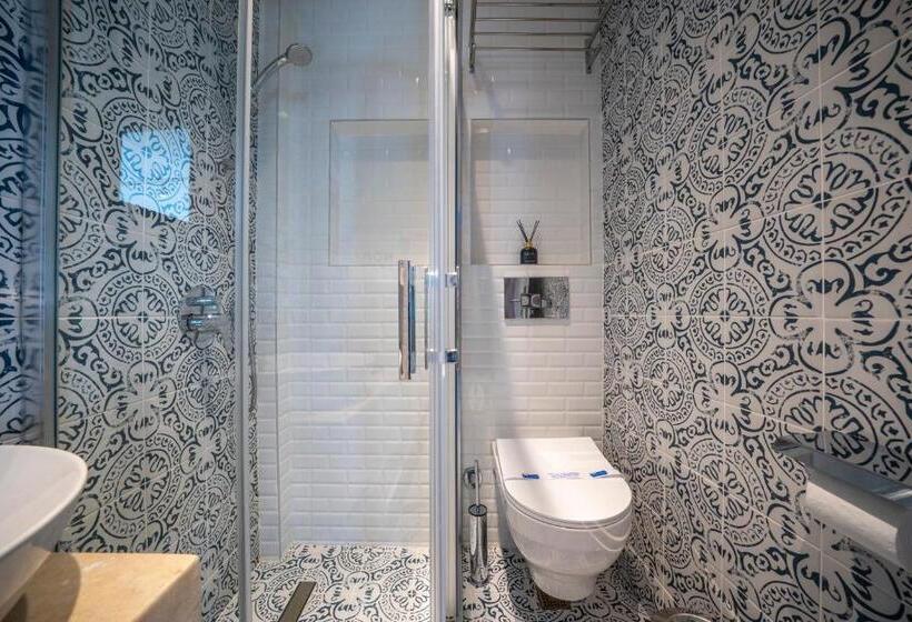 آپارتمان 1 خوابه با چشم‌انداز استخر, Noa Suite Hotel   Adults Only
