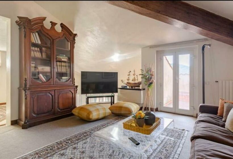 ویلای یک اتاق خوابه با استخر شنا, Villa Con Piscina Privata   Vista Panoramica   7s   20 Guest