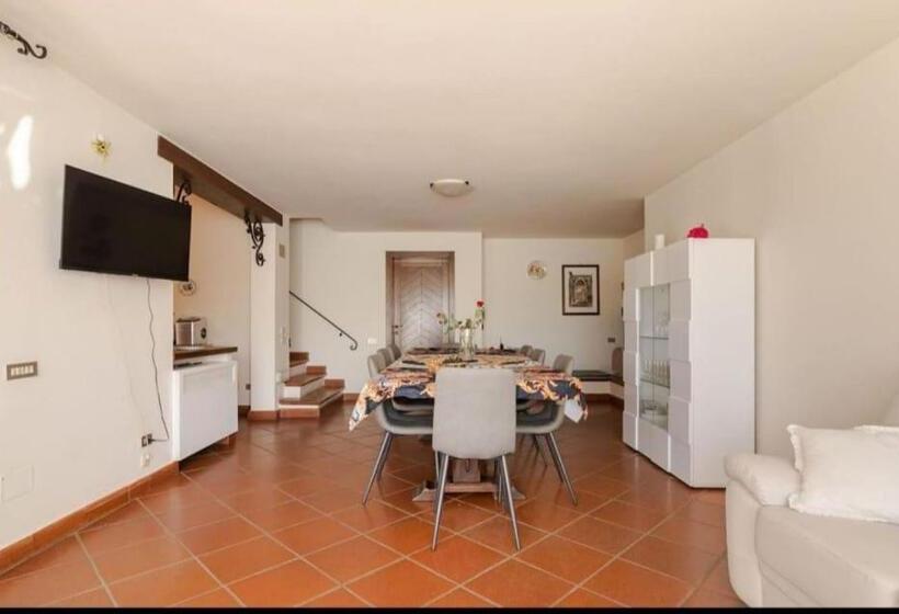 ویلای یک اتاق خوابه با استخر شنا, Villa Con Piscina Privata   Vista Panoramica   7s   20 Guest