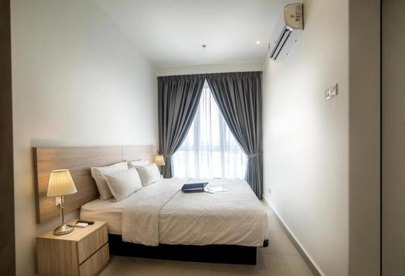 استودیوی سوپریور, The Signature Serviced Suites Puchong