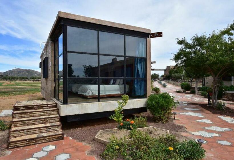 اتاق لوکس, Los Amantes Valle De Guadalupe
