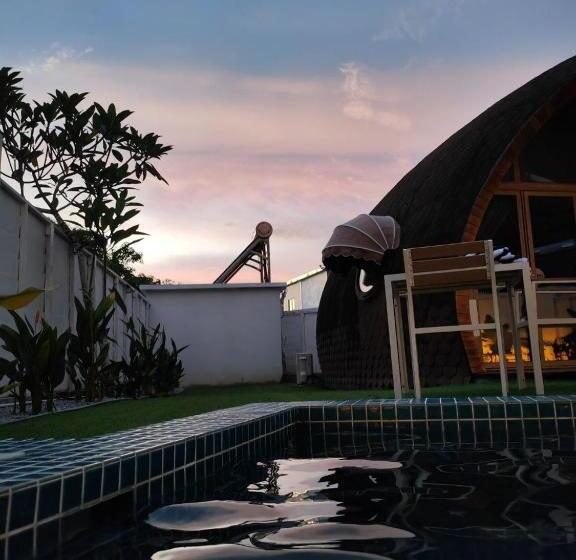 اتاق استاندارد با تخت بزرگ, Found Mansion