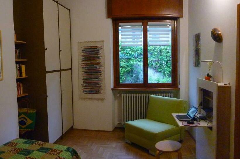 اتاق استاندارد یک نفره, Casa Peroschi B&b