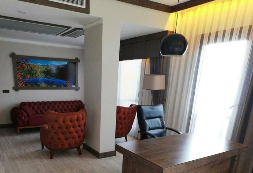 سوییت, şelale Otel