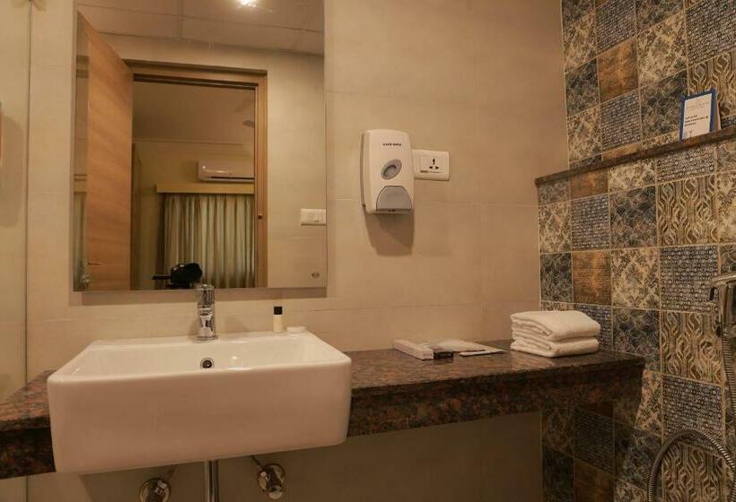 سوییت, Starlit Suites Tirupati