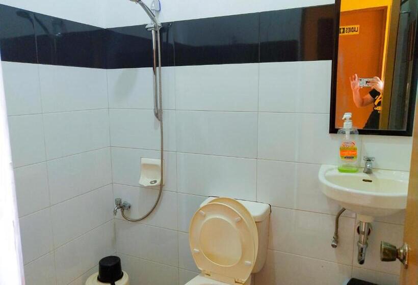 اتاق استاندارد یک نفره, Victordelia Hilltop Hostel