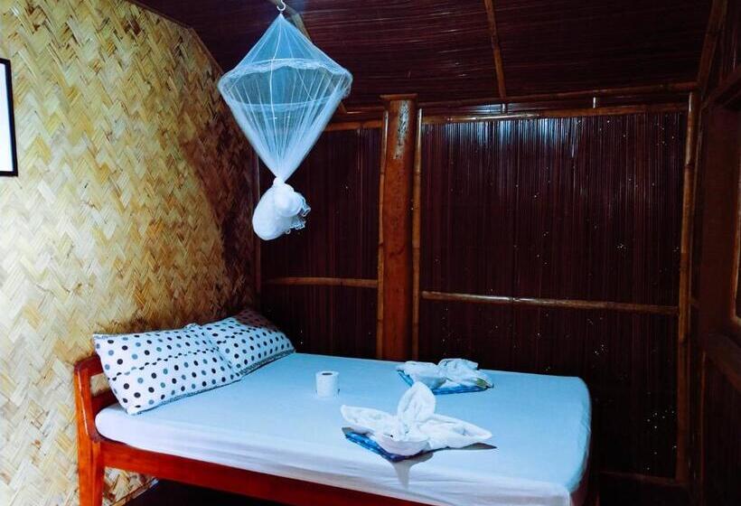 اتاق استاندارد یک نفره, Victordelia Hilltop Hostel