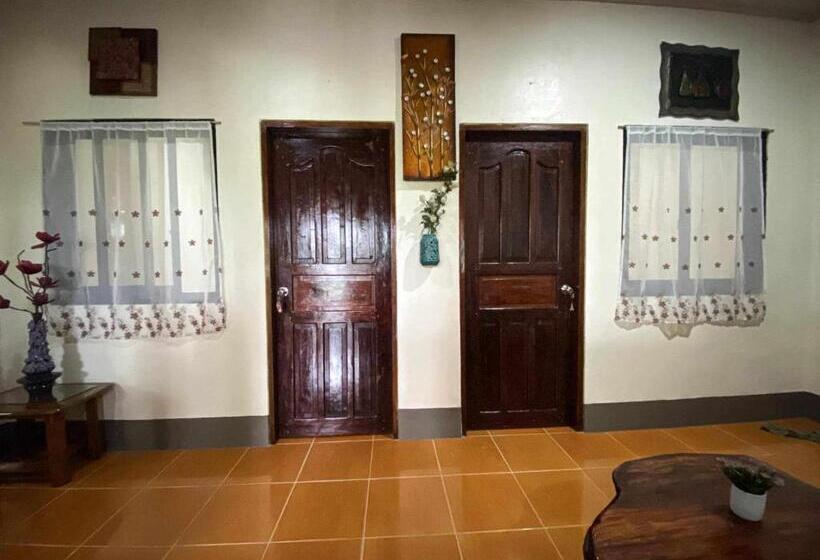 اتاق لوکس خانوادگی, Victordelia Hilltop Hostel