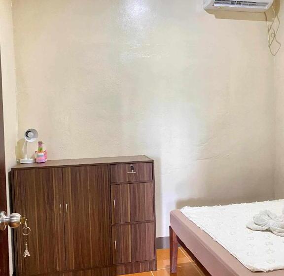 اتاق لوکس خانوادگی, Victordelia Hilltop Hostel