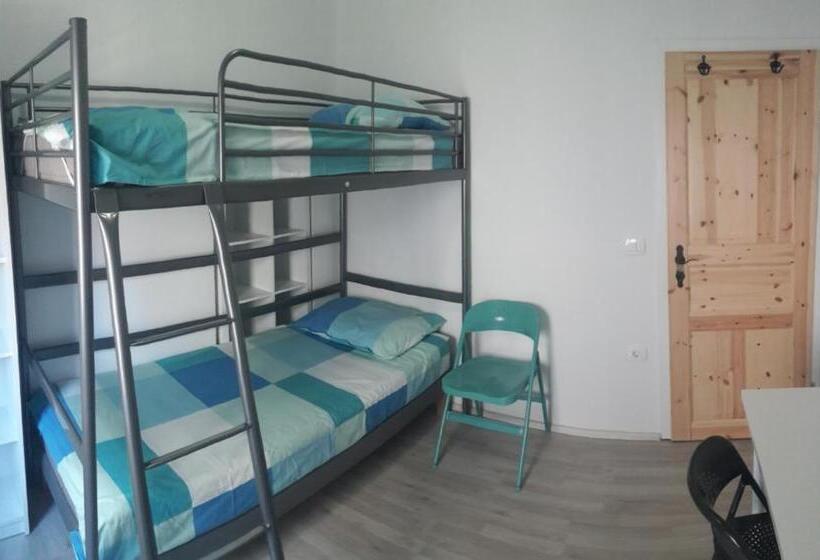 اتاق استاندارد با سرویس بهداشتی مشترک, Koper2stay