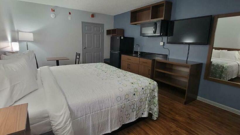 استودیو استاندارد با تخت کینگ, Hometowne Studios By Red Roof Egg Harbor Atlantic City Airport