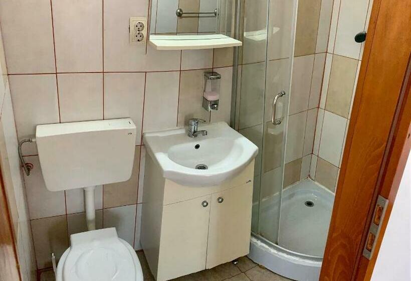 اتاق استاندارد سه نفره, Casa Debora