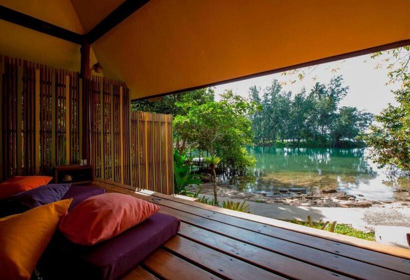 ویلای لوکس 1 خوابه, Captain Hook Resort @koh Kood
