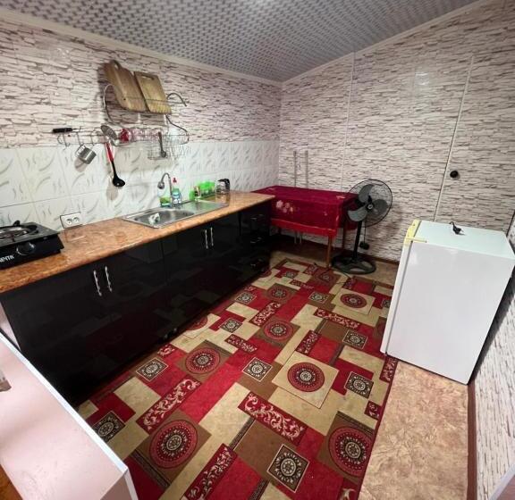 سوییت خانوادگی, Lovely Home For You