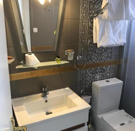 سوییت لوکس, Hancilar Otel