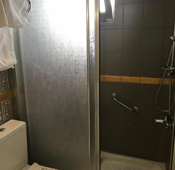 سوییت لوکس, Hancilar Otel