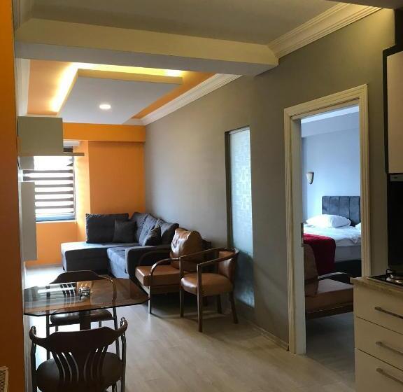 سوییت لوکس, Hancilar Otel