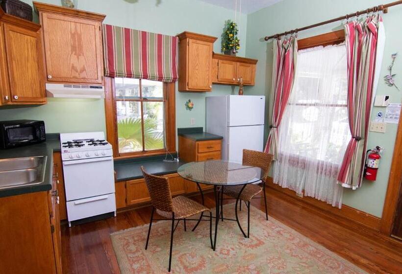 1 Bedroom House, Sweetwater Branch Inn