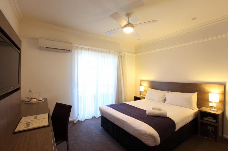 اتاق استاندارد با بالکن, Cottesloe Beach