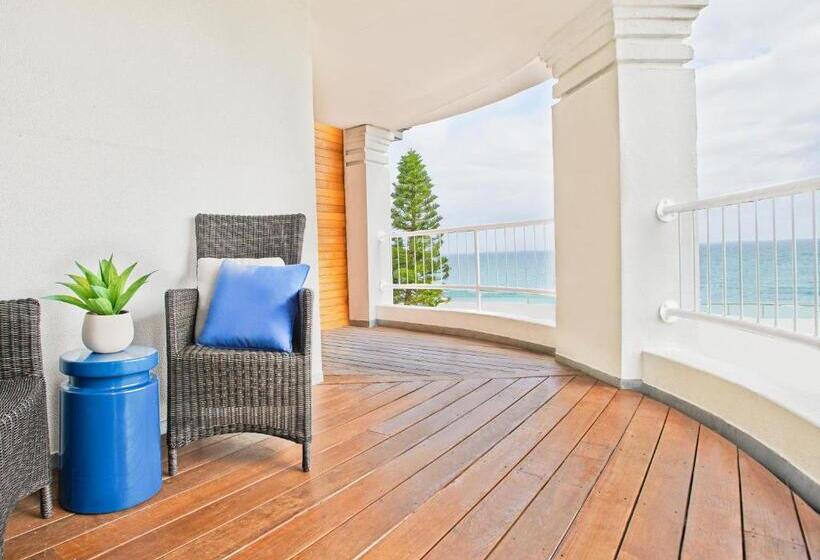 سوئیت با تخت بزرگ, Cottesloe Beach