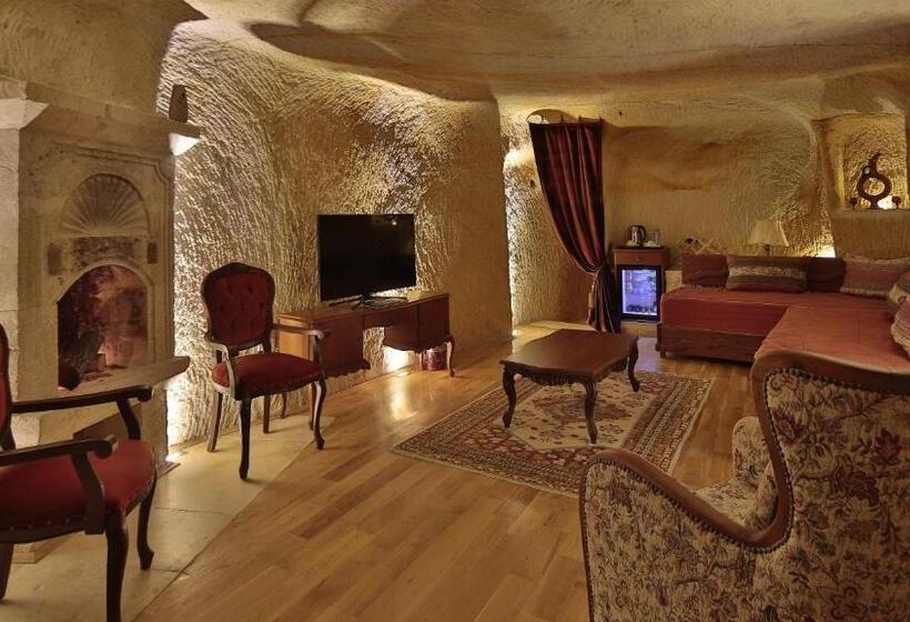 Suite Royale, Golden Cave Suites