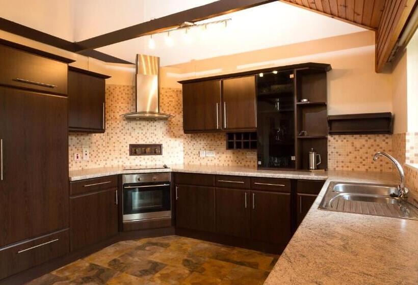 2-Bedroom Classic Apartment, Macdonald Spey Valley Resort