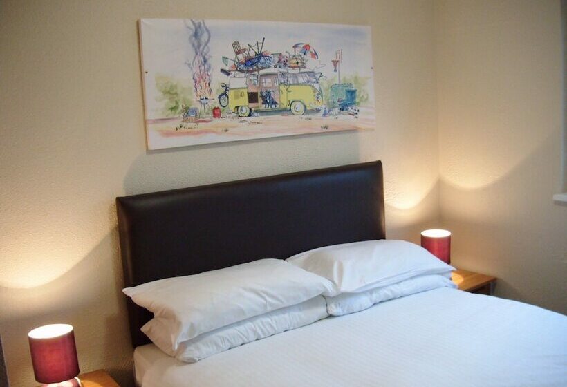 اتاق استاندارد با تخت دوبل, Metro Inns Falkirk